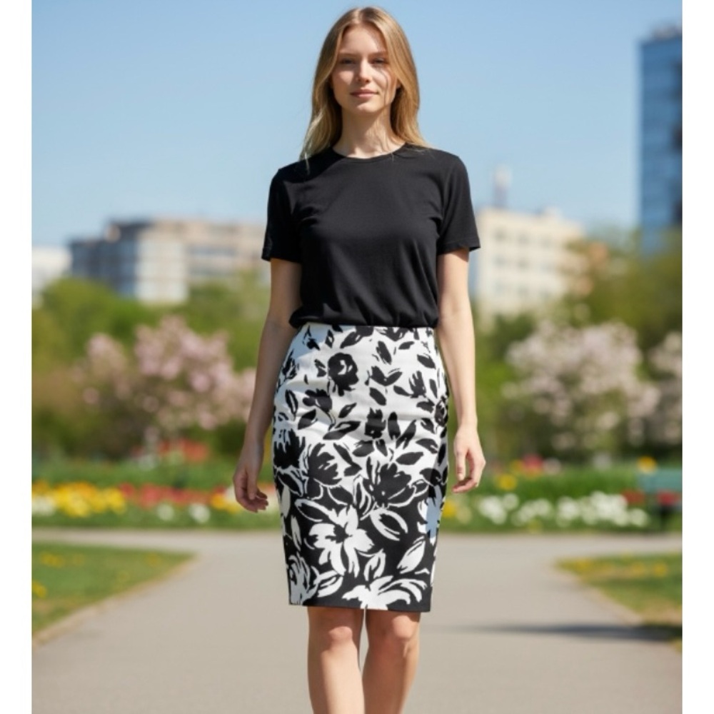 Ellen Tracy Floral Midi Skirt Size 10